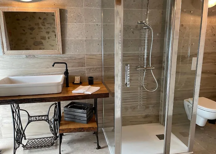 Pres De La Fleche - Animaux Admis - Petit-dejeuner Inclus - Fr-1-410-477 Bed & Breakfast