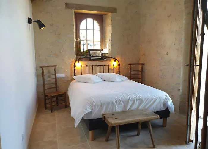 Bed & Breakfast Pres De La Fleche - Animaux Admis - Petit-dejeuner Inclus - Fr-1-410-477 *